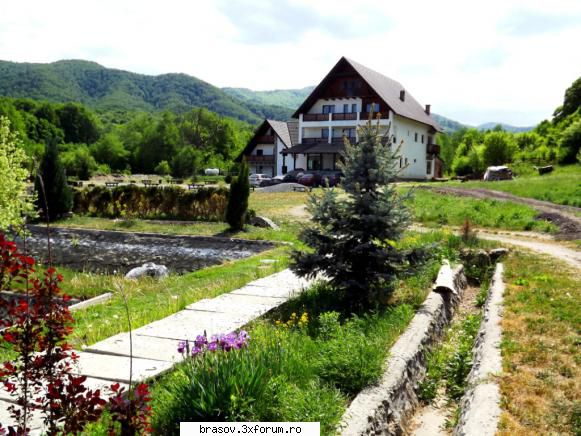 complex turistic roua jud brasov � cazare la munte. cazare linistita, izolata, fara poluare, fara